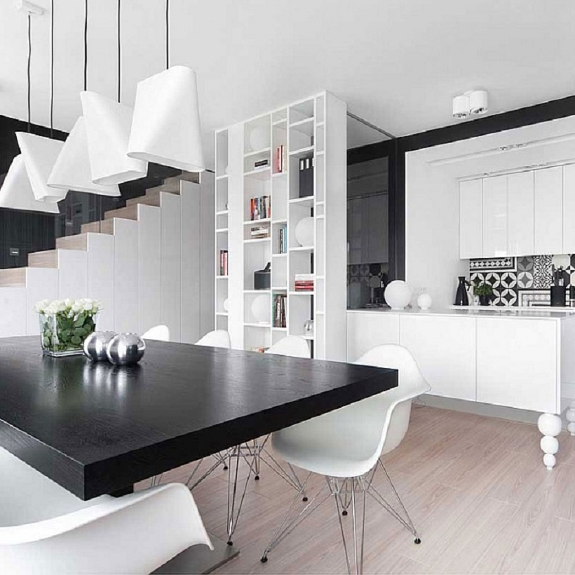 Black and white kitchen as a home trend example.