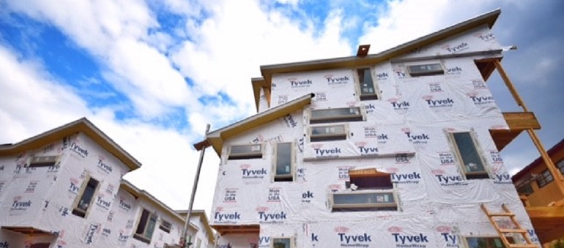 DuPont™ Tyvek® construction on the exterior of homes